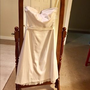 R&W Off white satin dress🌸